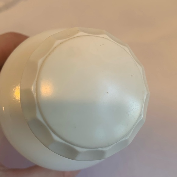 Vintage Glassware Ketchup Bottle, White Milk Glass Jar and Luminarc 1/2L… - Picture 6 of 10